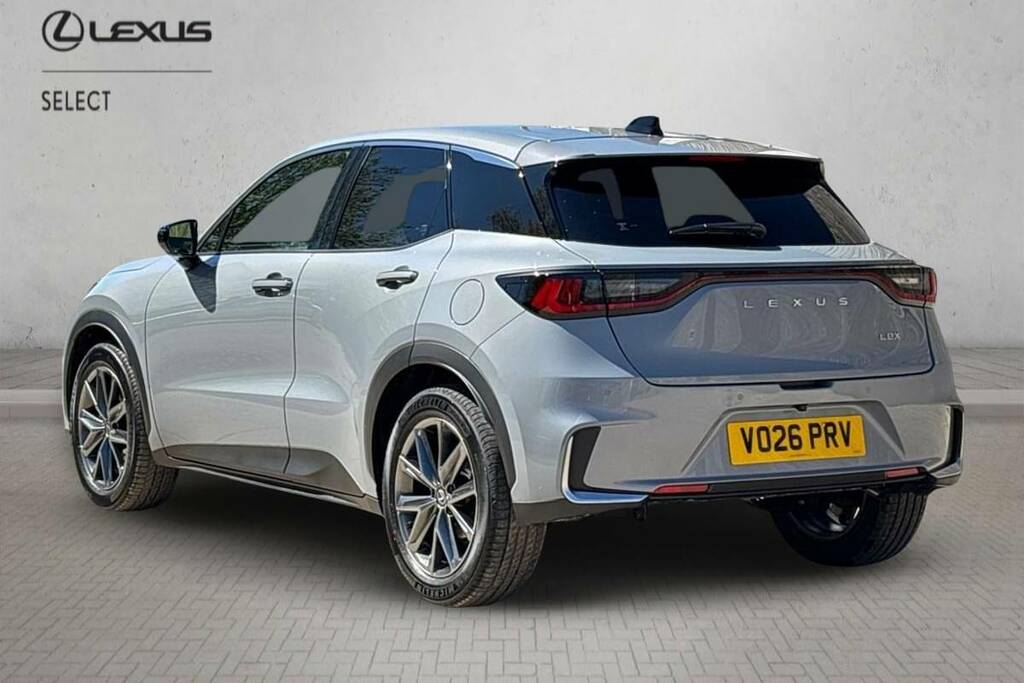 Lexus LBX 1.5 Premium Plus E-cvt #4