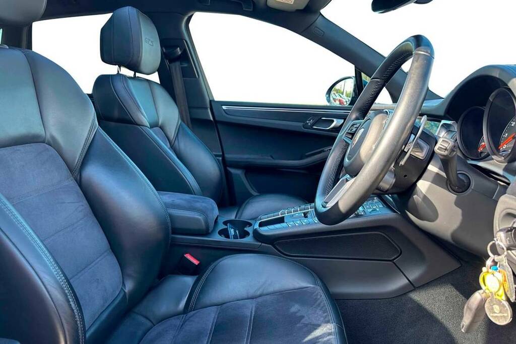 Porsche Macan Gts Pdk YW21WYC Blue #5
