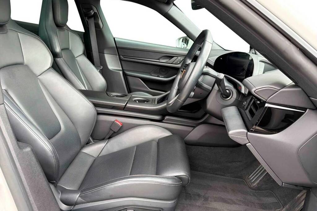 Porsche Taycan 390Kw 4S 79Kwh 22Kw 5 Seat #5