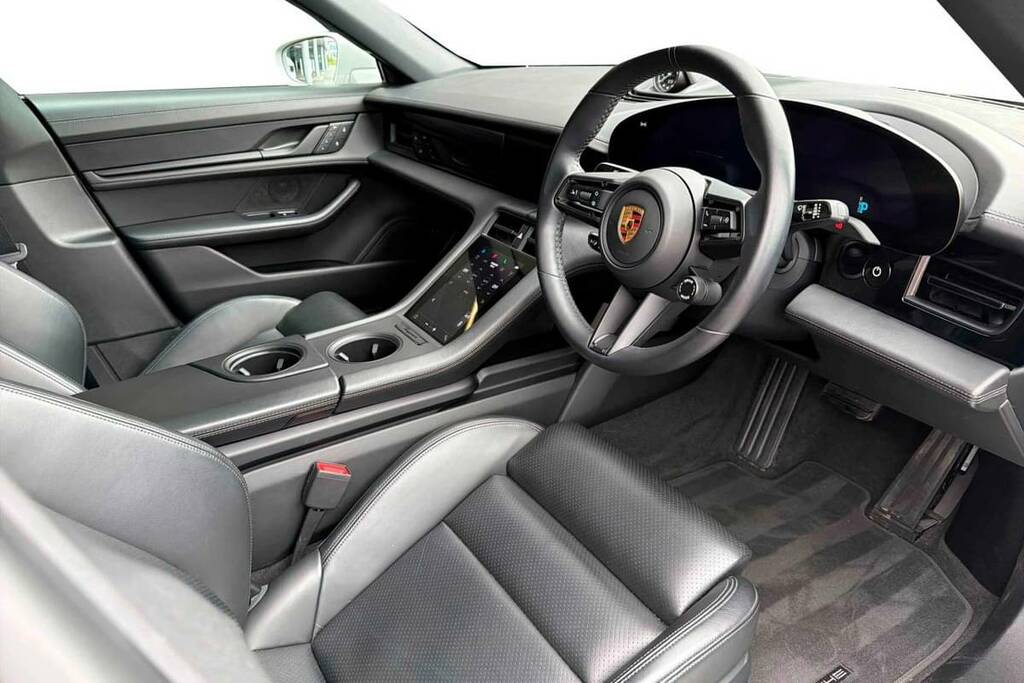 Porsche Taycan 390Kw 4S 79Kwh 22Kw 5 Seat #4