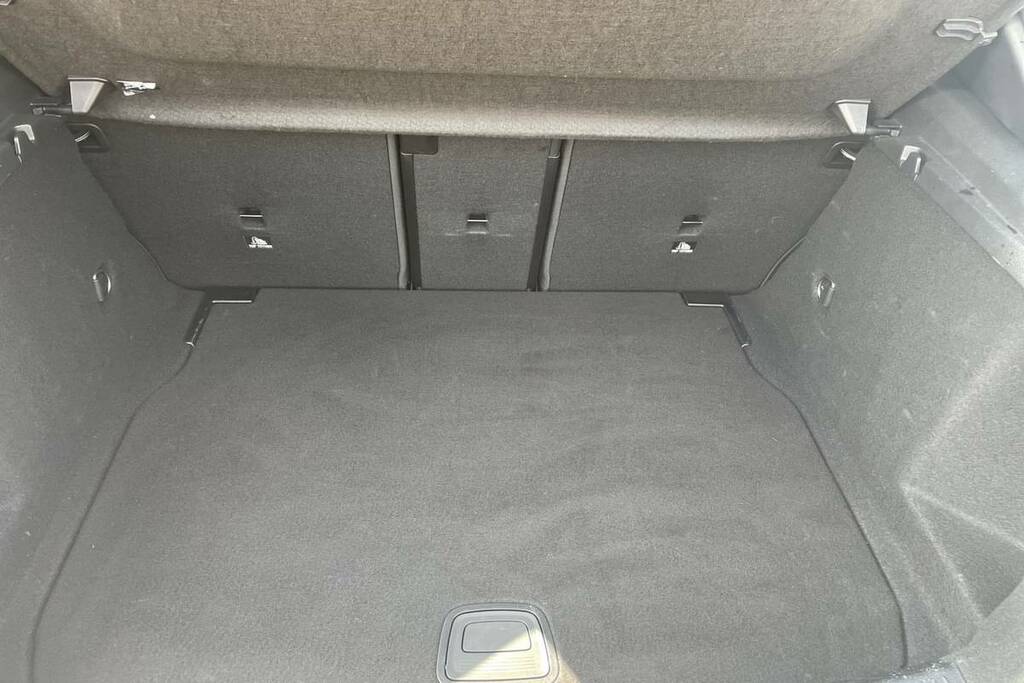 Mercedes-Benz A Class A180d 2.0 Amg Line Premium Black #2