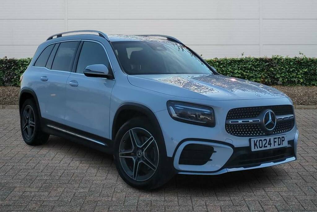 Mercedes-Benz GLB Class 200 Amg Line Executive 7G-tronic White