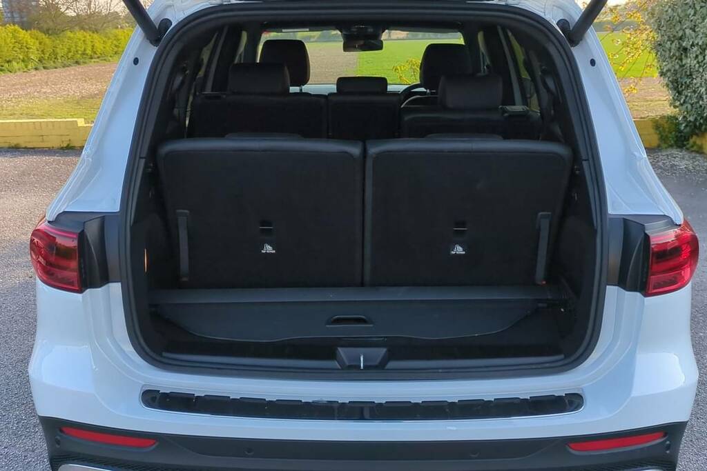 Mercedes-Benz GLB Class 200 Amg Line Executive 7G-tronic K024FDP White #2