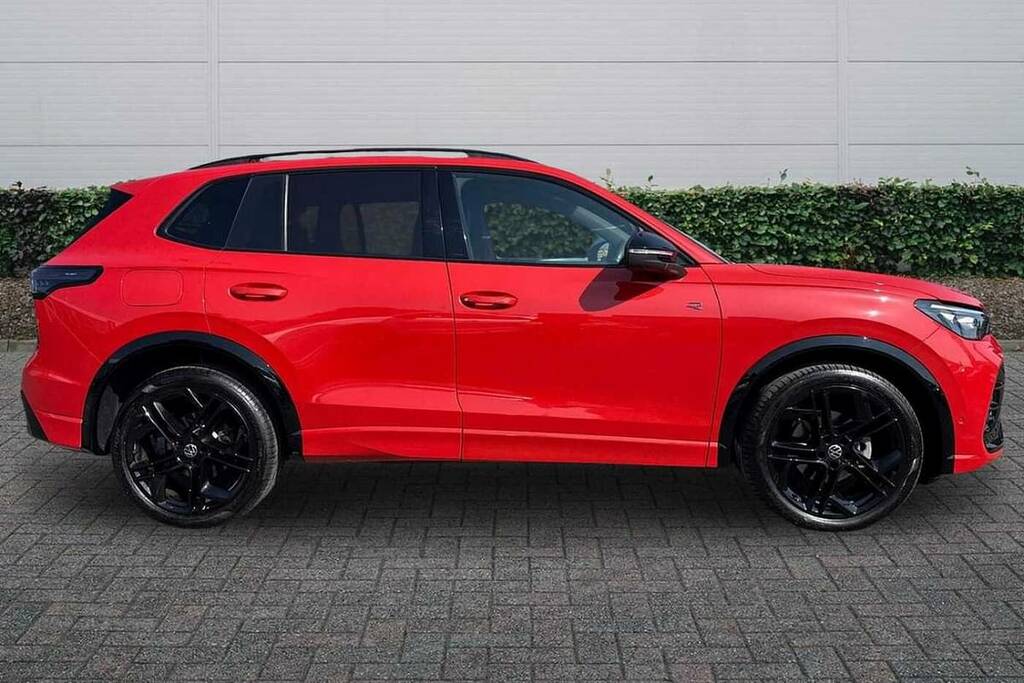 Volkswagen Tiguan 1.5 Etsi 150 R-line Dsg FL25AZA Red #4
