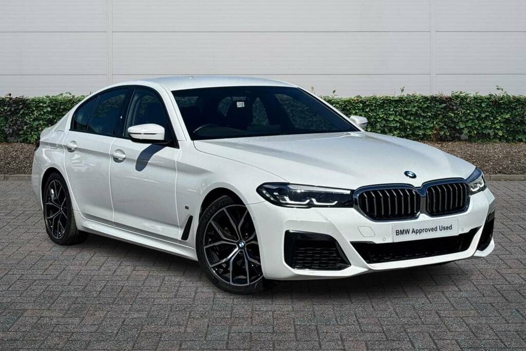 BMW 5 Series 520D Mht M Sport Step White
