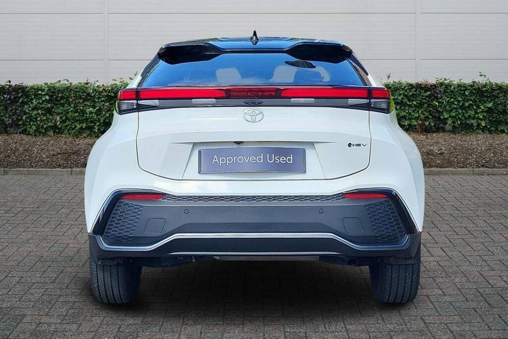 Toyota C-Hr 1.8 Hybrid Excel Cvt KR75EKW White #4