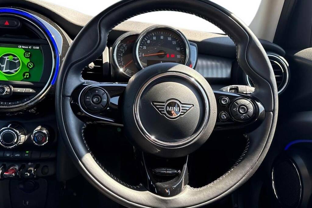 Mini Hatch 1.5 Cooper Exclusive II YL69UWZ Blue #5
