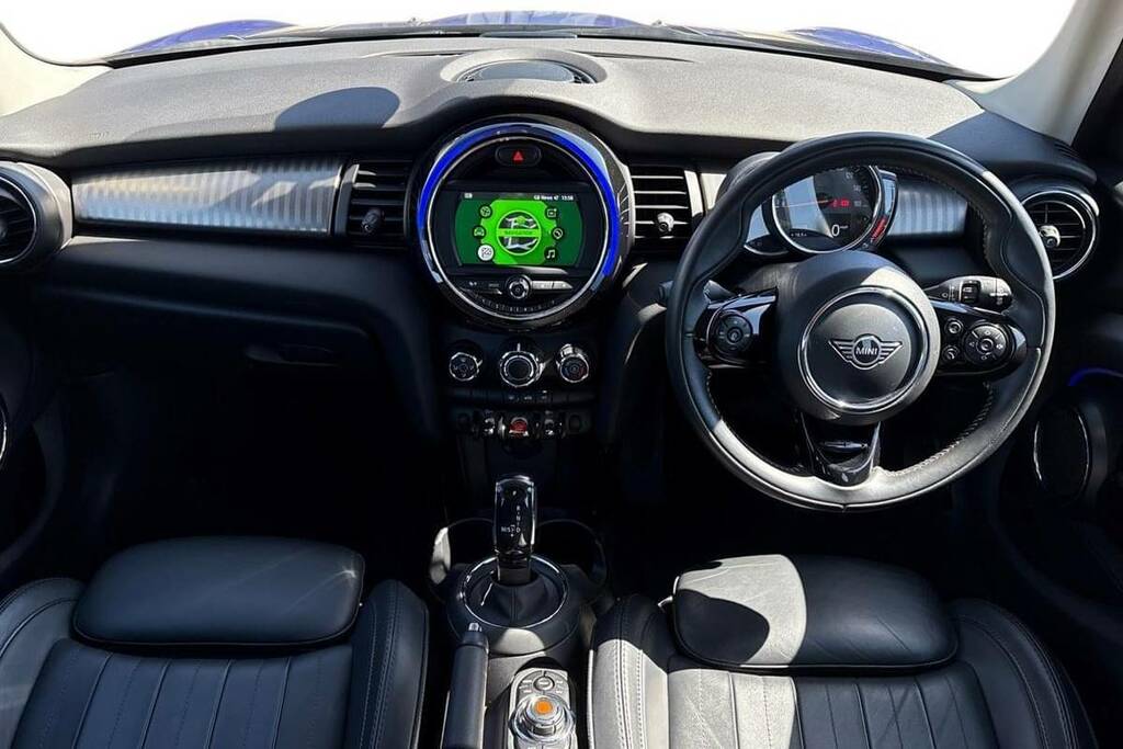 Mini Hatch 1.5 Cooper Exclusive II YL69UWZ Blue #4