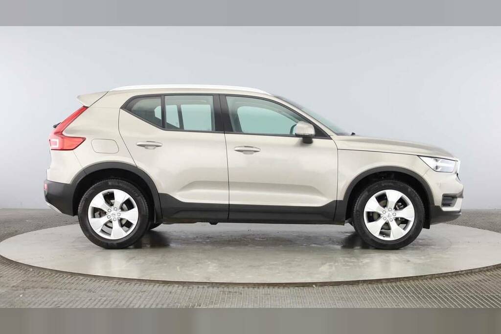 Volvo XC40 1.5 T3 163 Momentum Grey #3