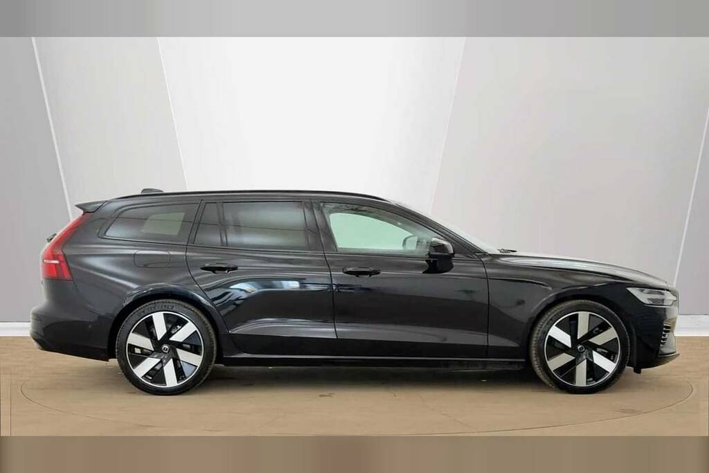Volvo V60 2.0 T8 455 Phev Ultra Dark Awd RJ25GXS Black #2