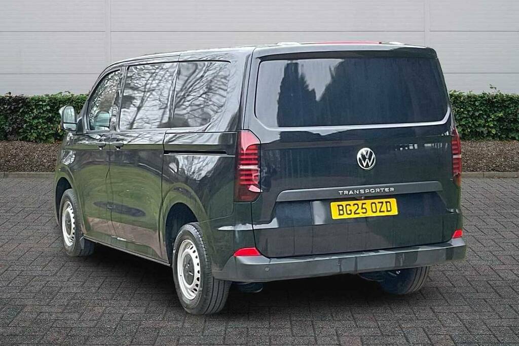 Volkswagen Transporter 2.0 Tdi 150 Commerce Van BG25OZD Black #3