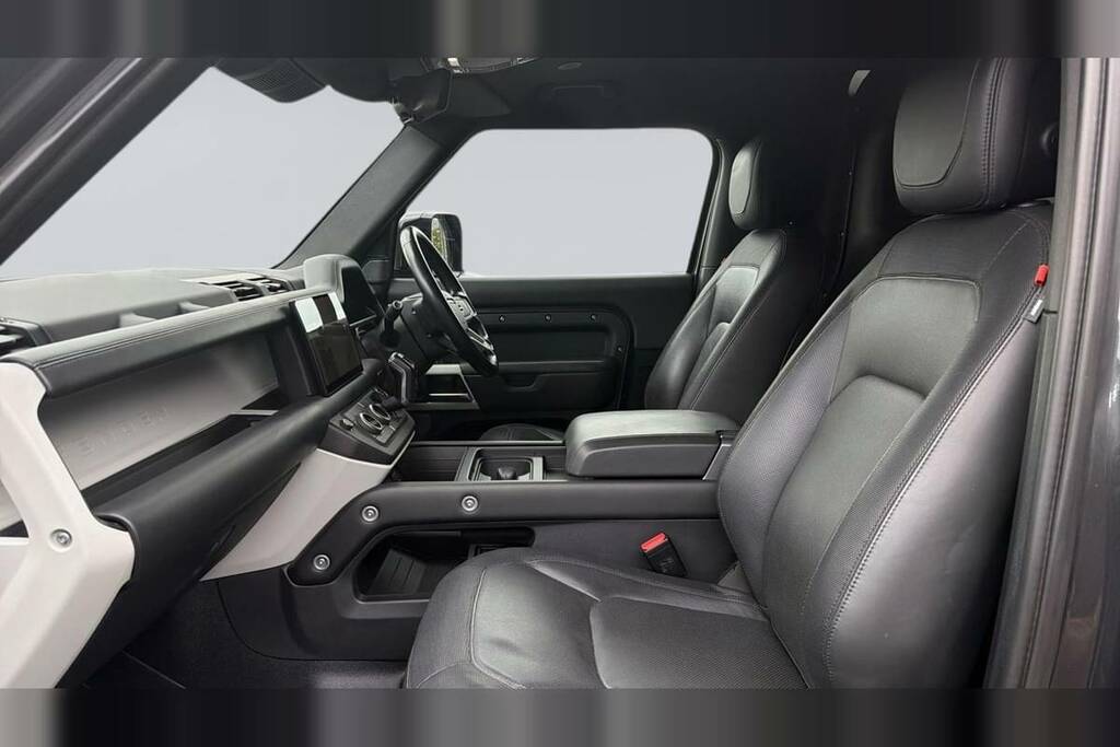 Land Rover Defender 90 3.0 D300 Hard Top X-dynamic Hse AV23KYC Grey #3