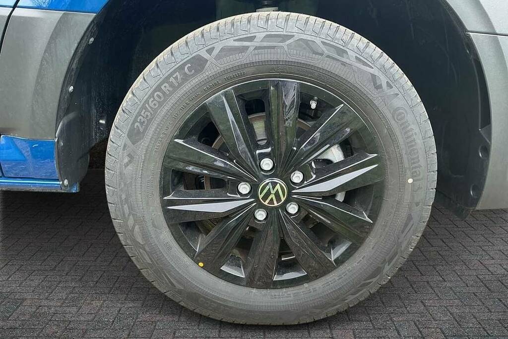 Volkswagen Crafter 2.0 Tdi 140Ps Commerce High Roof Van BJ26SXO Blue #5