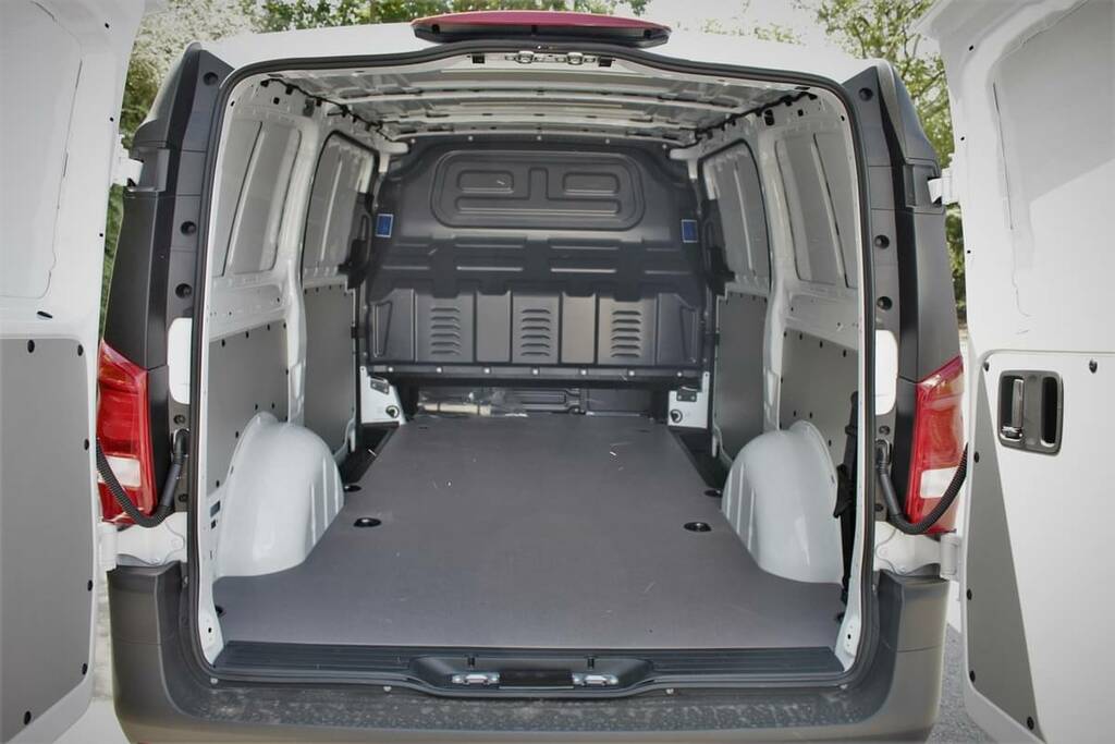Mercedes-Benz Vito 114Cdi Pro Van White #3