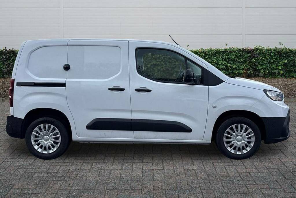 Toyota Proace City 1.5D 100 Icon Van FV75KBJ White #5