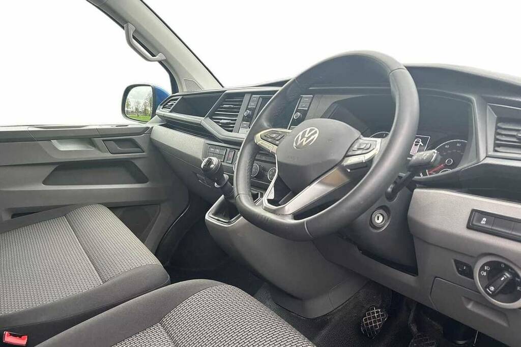 Volkswagen Transporter 2.0 Tdi 150 Highline Van BG24HYC Blue #6
