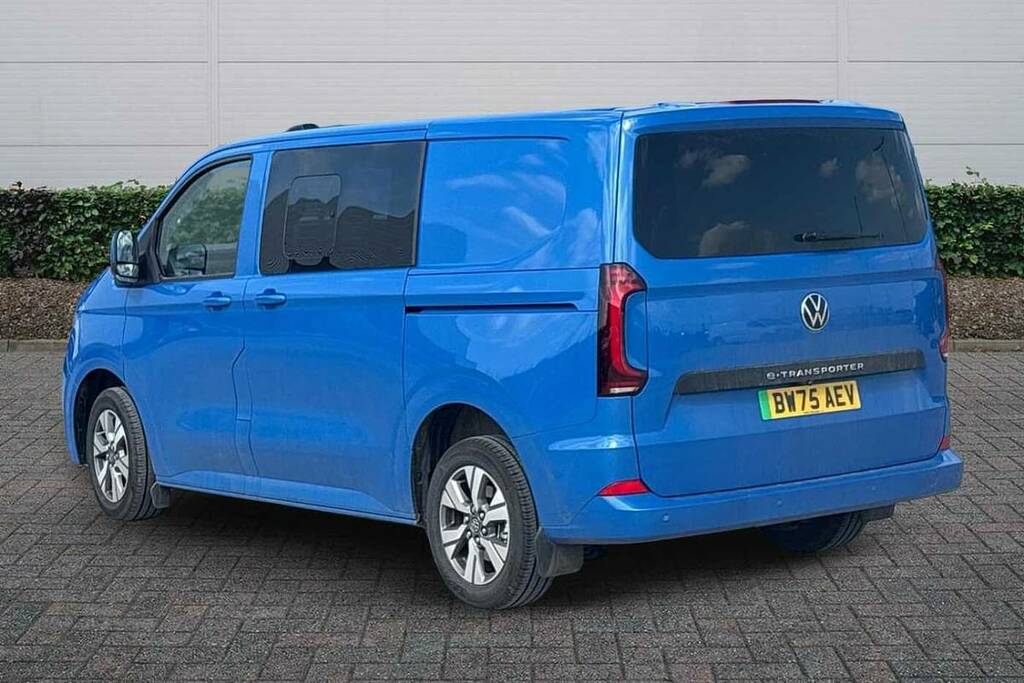 Volkswagen E-Transporter 160Kw 65Kwh Commerce Pro Kombi Van BW75AEV Blue #3