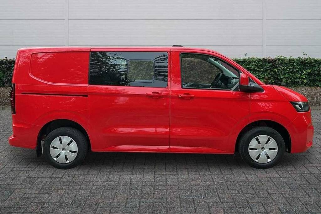 Volkswagen Transporter 2.0 Tdi 110 Commerce Plus Kombi Van BG26OKC Red #4