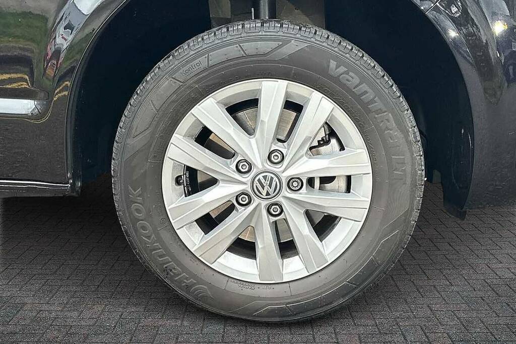 Volkswagen Transporter 2.0 Tdi 150 Highline Van VU74EOE Black #5