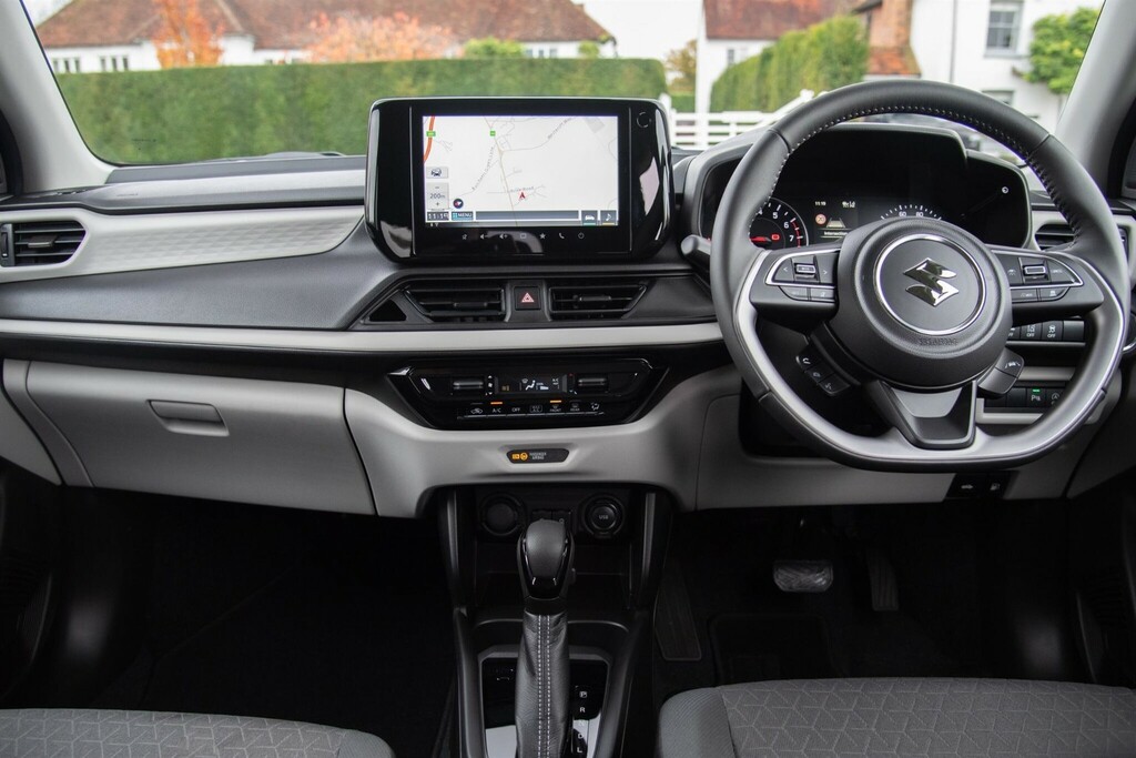 Suzuki Swift 1.2 Mhev Motion Cvt Euro 6 Ss LD74YAX #4