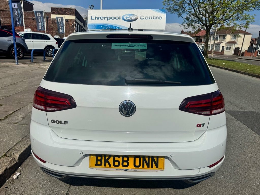 Volkswagen Golf 2L Gt X22GLD White #5