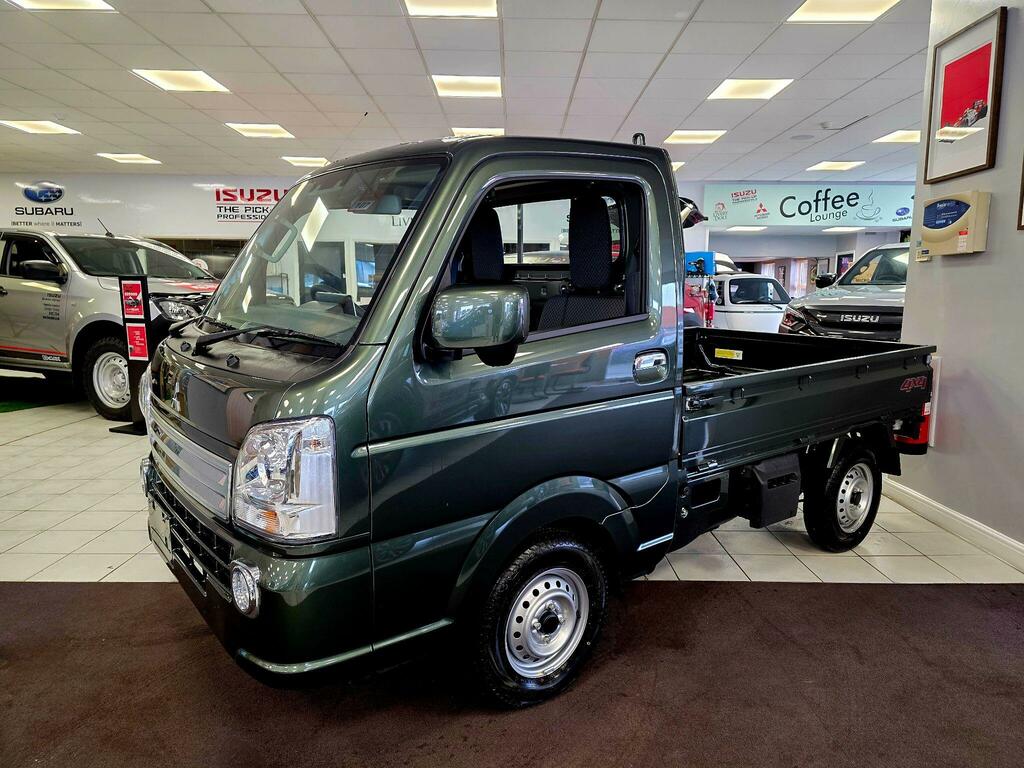 Mitsubishi Minicab Truck 4Wd - 2025 75 WX74FML Green #3