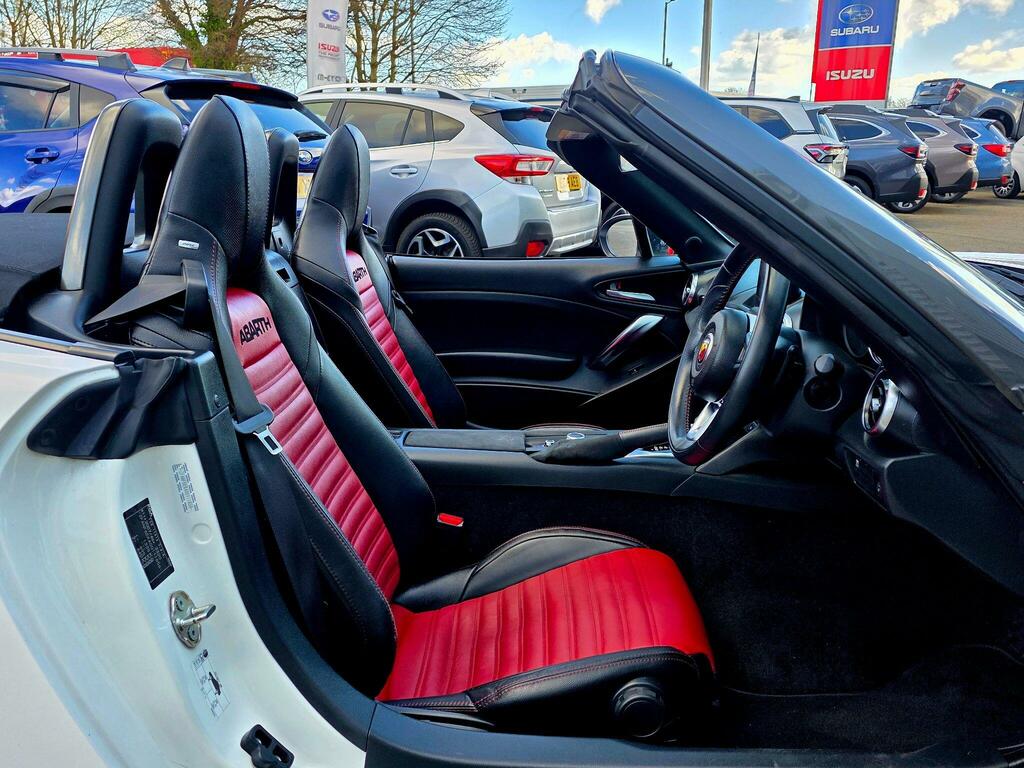 Abarth 124 Spider 1.4 Multiair Euro 6 White #4