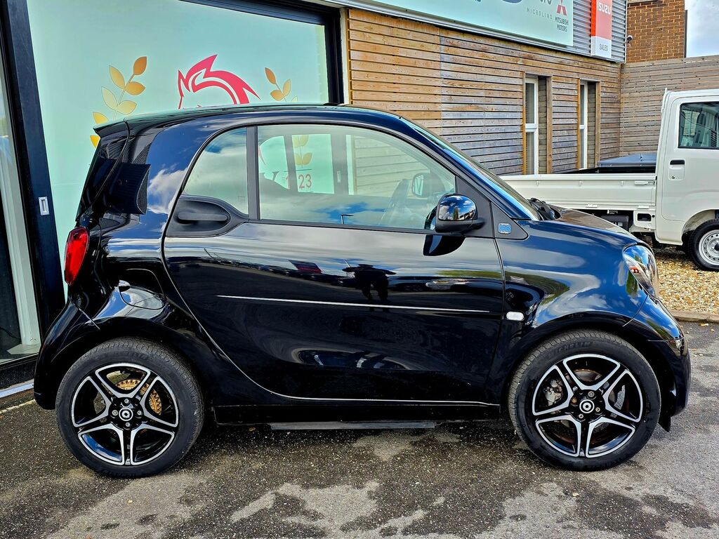 Smart Fortwo 17.6Kwh Premium 22Kw Charger Black #5