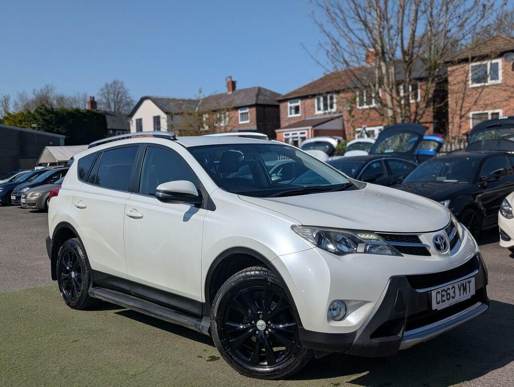 Toyota Rav 4 Suv 2.2 D-cat Invincible 4Wd Euro 5 2013 White