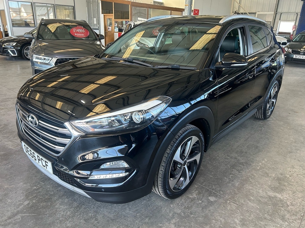 Hyundai Tucson 1.7 Crdi Blue Drive Premium Suv Dct Eur OE66PCF Black #2