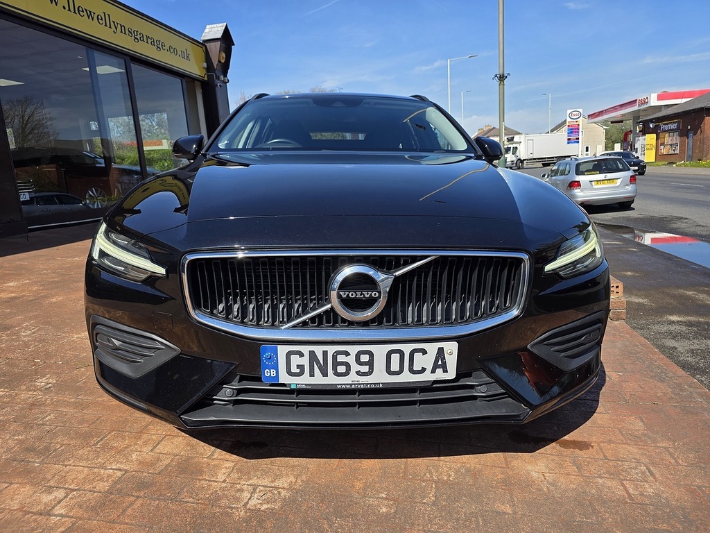 Volvo V60 D4 Momentum GN69OCA Black #4