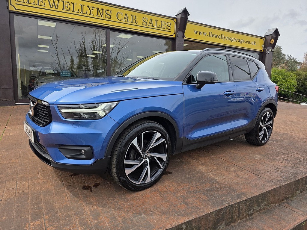 Volvo XC40 D3 R-design Pro YJ20WLP Blue #2