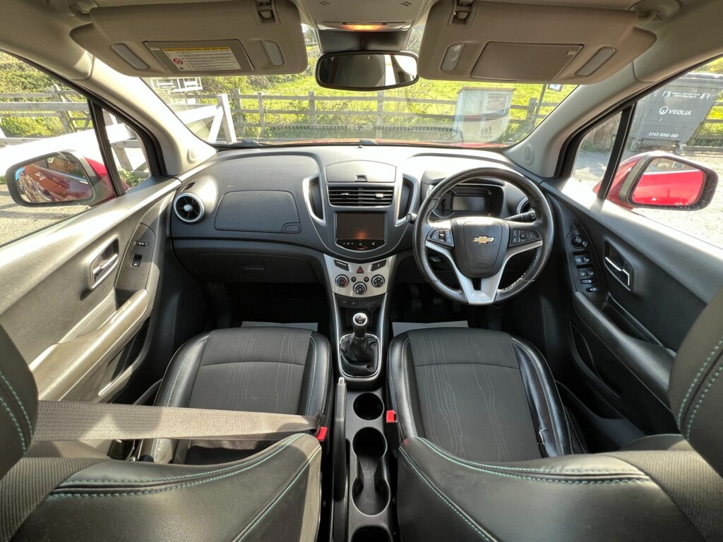Chevrolet Trax Lt Red #13