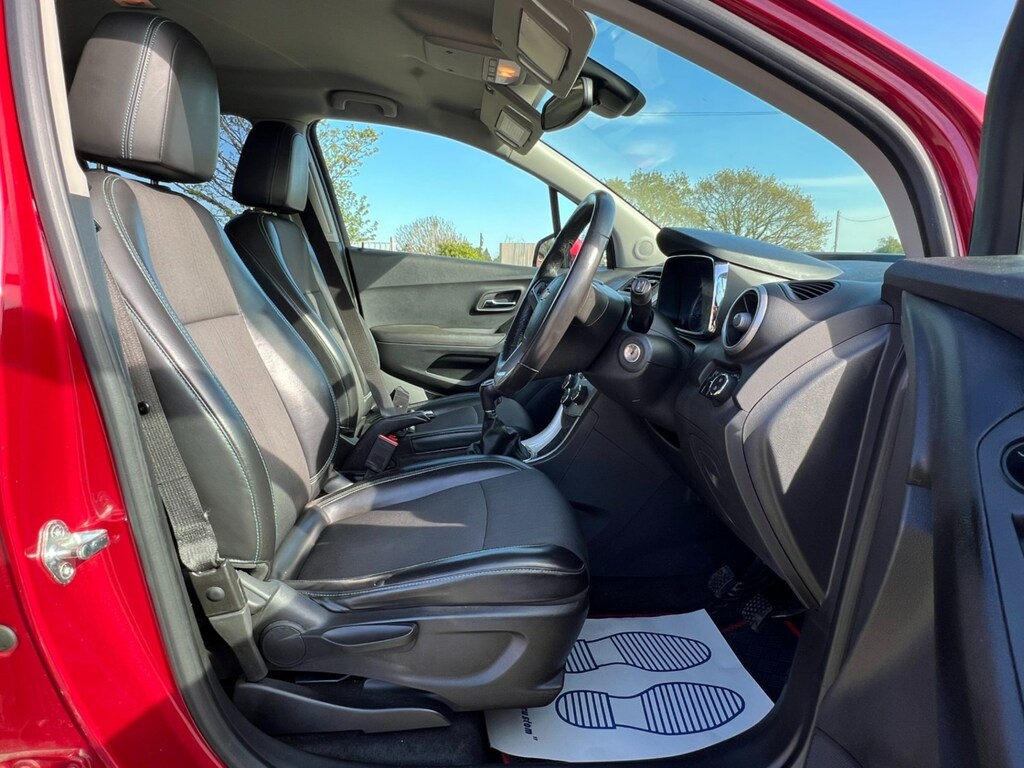 Chevrolet Trax Lt Red #19