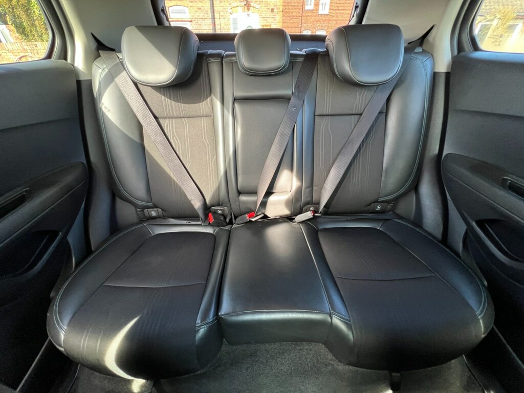 Chevrolet Trax Lt Red #17