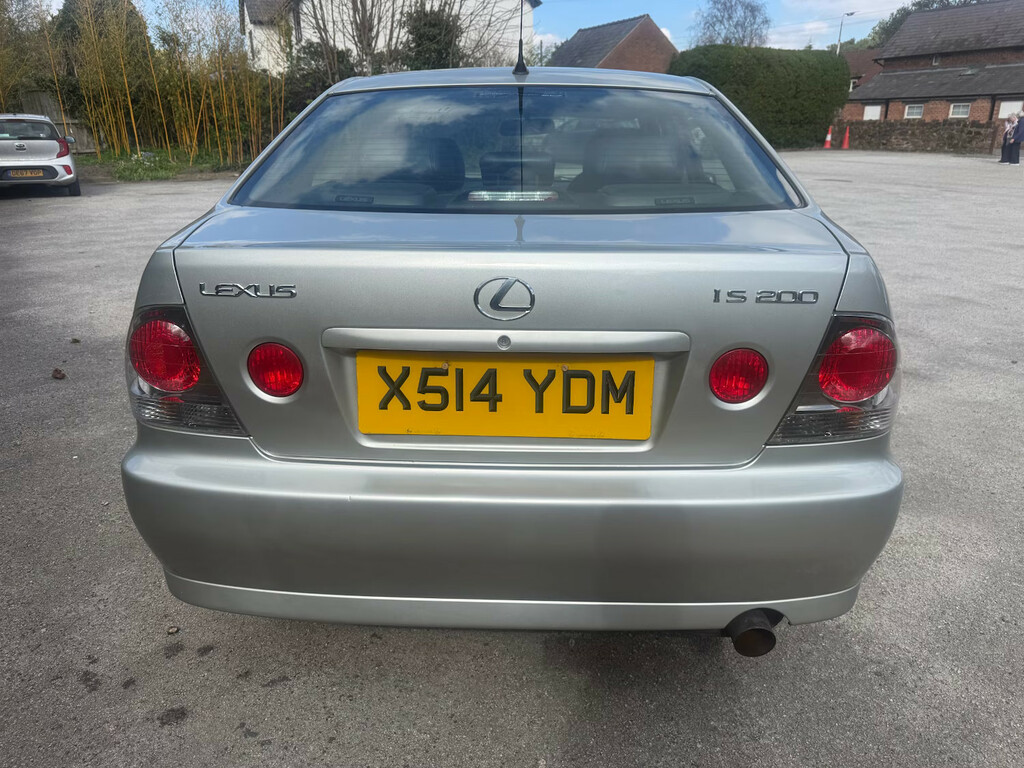 Lexus IS 2.0 Se 153Bhp  #5