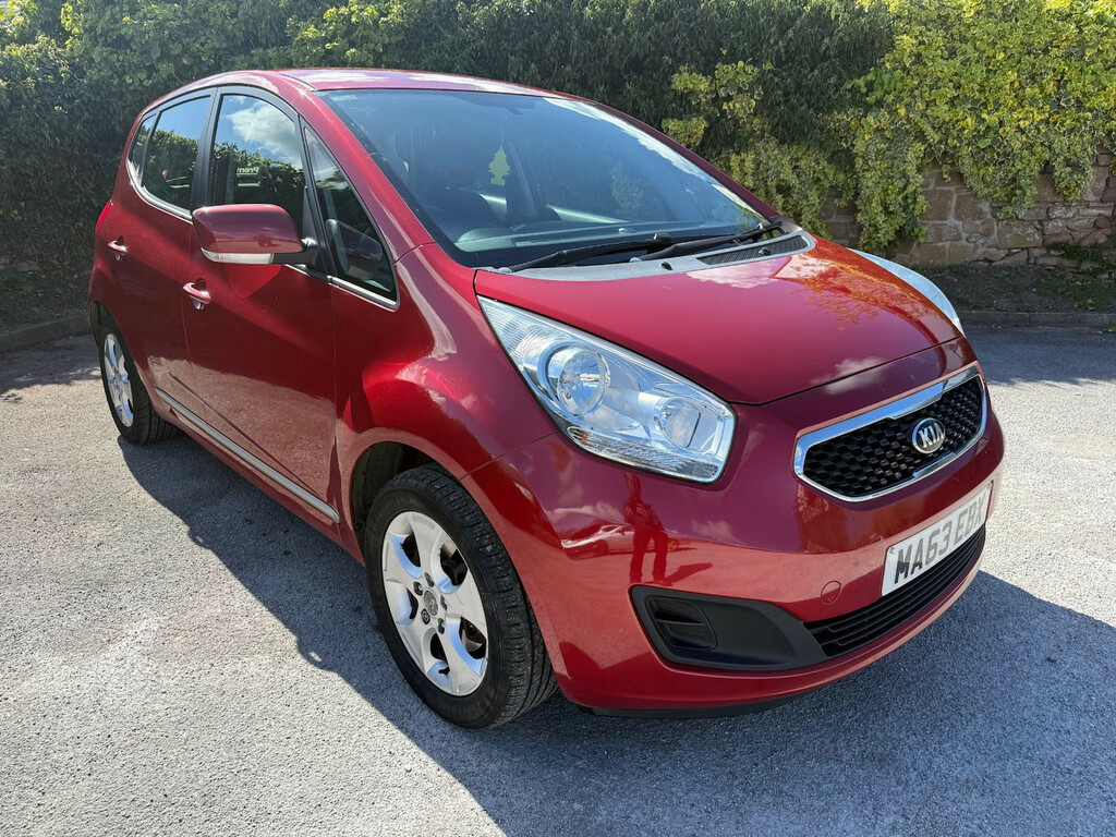 Kia Venga 1.4 Ecodynamics 2 Hatchback Red