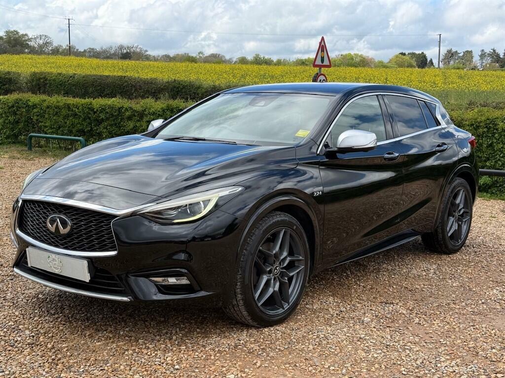 Infiniti Q30 2.2D Premium Intouch Dct Euro 6 Ss Black #6