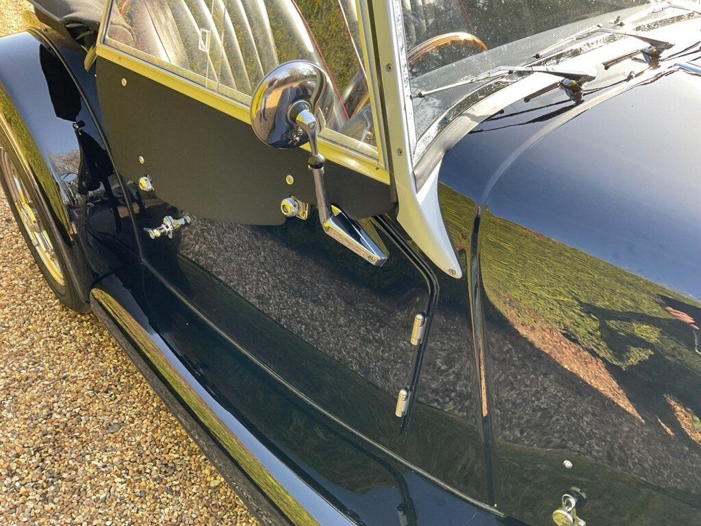 Morgan Plus Four Four 2.0 Green #27