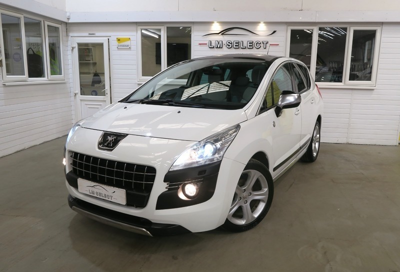 Peugeot 3008 Hdi Roland Garros 115 White #3