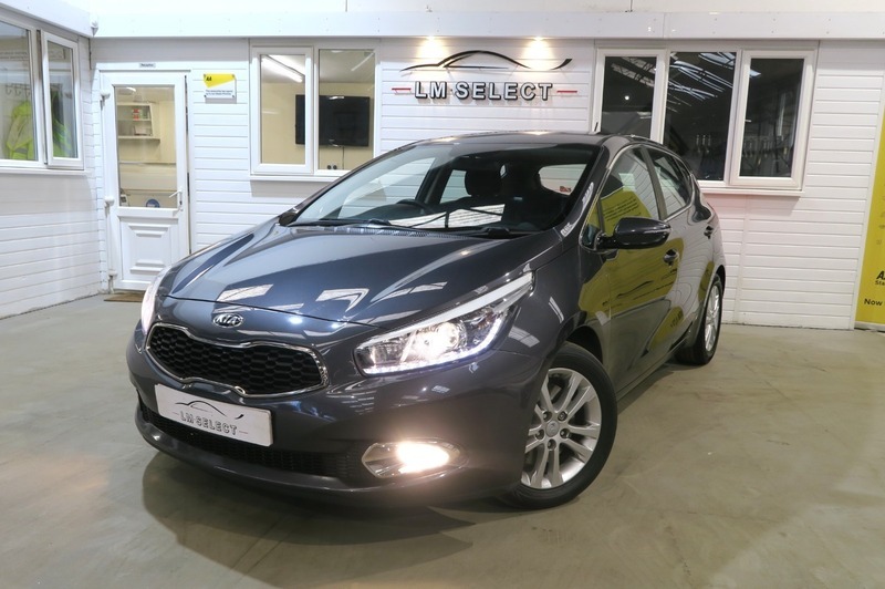 Kia Ceed Crdi 2 Ecodynamics 130 LF64ECJ Silver #2