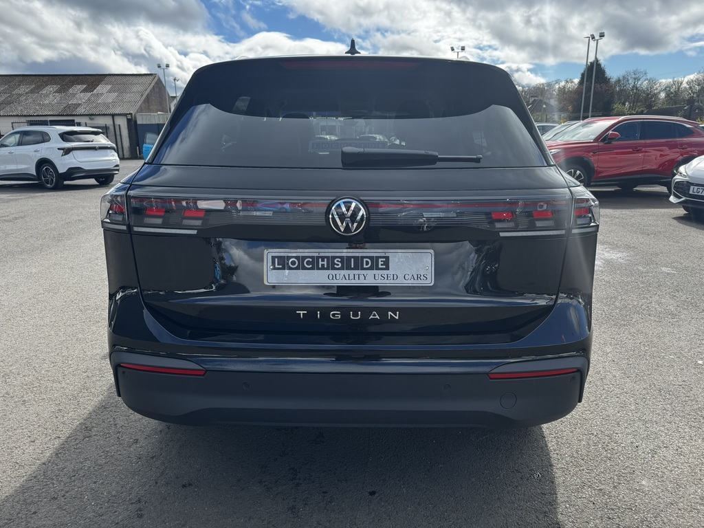 Volkswagen Tiguan Match Tdi S-a MW75TUV Black #4