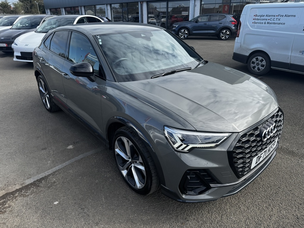 Audi Q3 S Ln Blk Ed 35 Tfsi Mhev Sa DF71KFP Grey #4