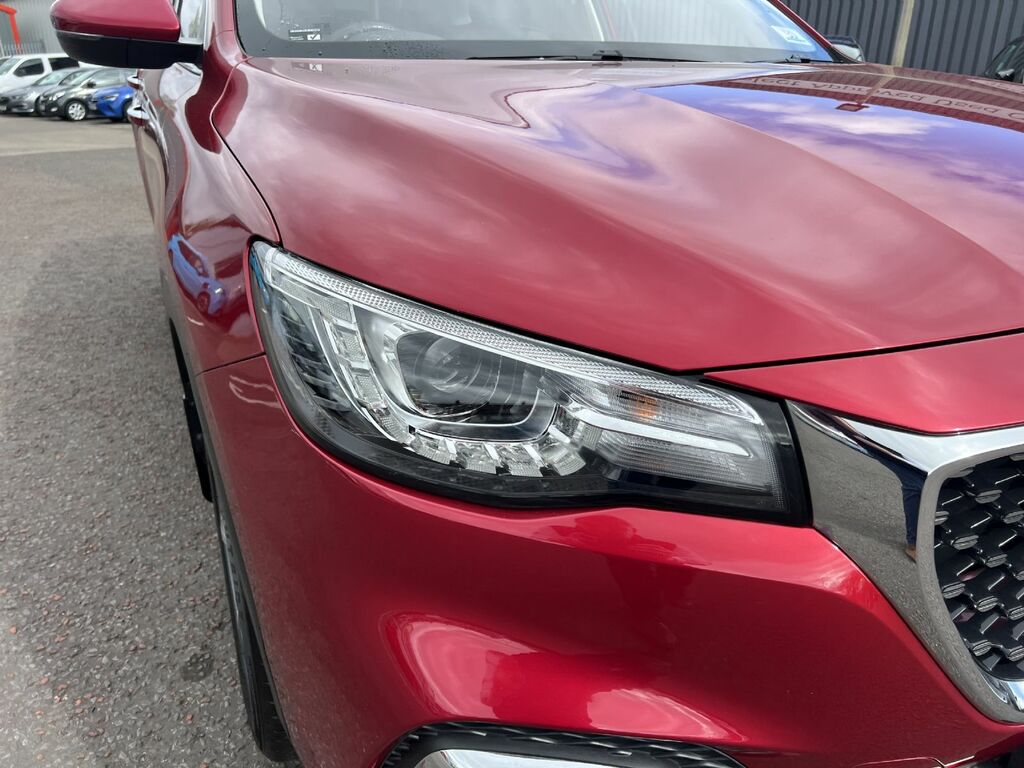 MG HS Excite Red #2