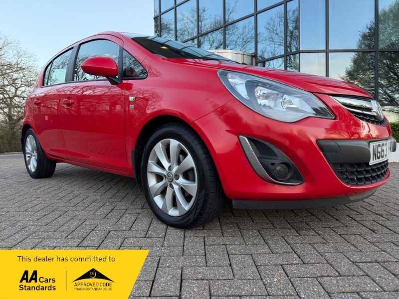 Vauxhall Corsa 1.4 16V Excite Hatchback Red #6