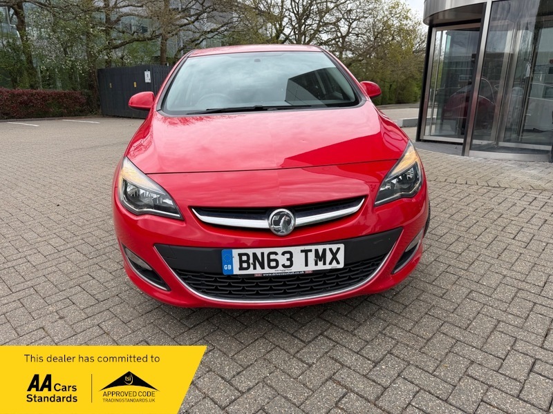 Vauxhall Astra 1.6 16V Sri Hatchback Red #2