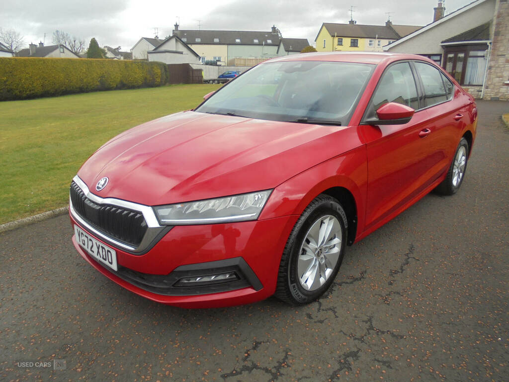 Skoda Octavia 2.0 Tdi 150 Se Technology Red #4
