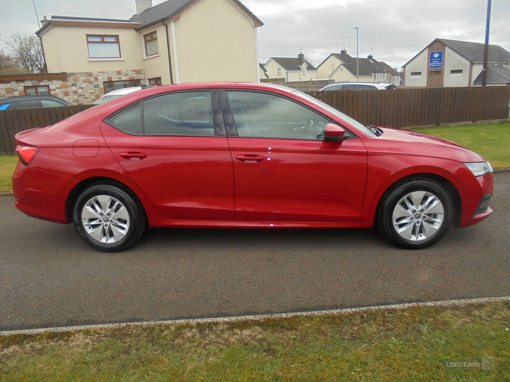Skoda Octavia 2.0 Tdi 150 Se Technology Red #2