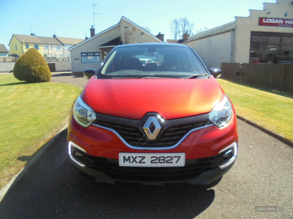 Renault Captur 0.9 Tce 90 Play Black #3