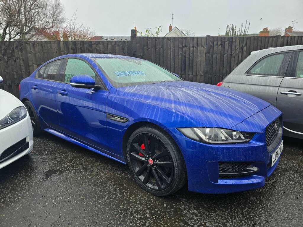 Jaguar XE 2.0I R-sport Euro 6 Ss Blue